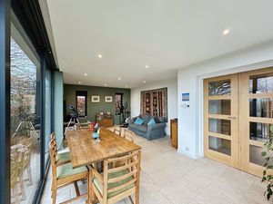 Photo 16- click for photo gallery